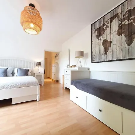 Two Room Apartment In Dresden Neustadt With Balcony Exterior photo