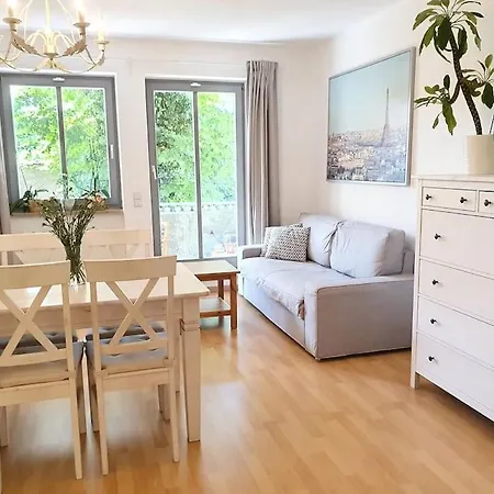 Two Room Apartment In Dresden Neustadt With Balcony Exterior photo